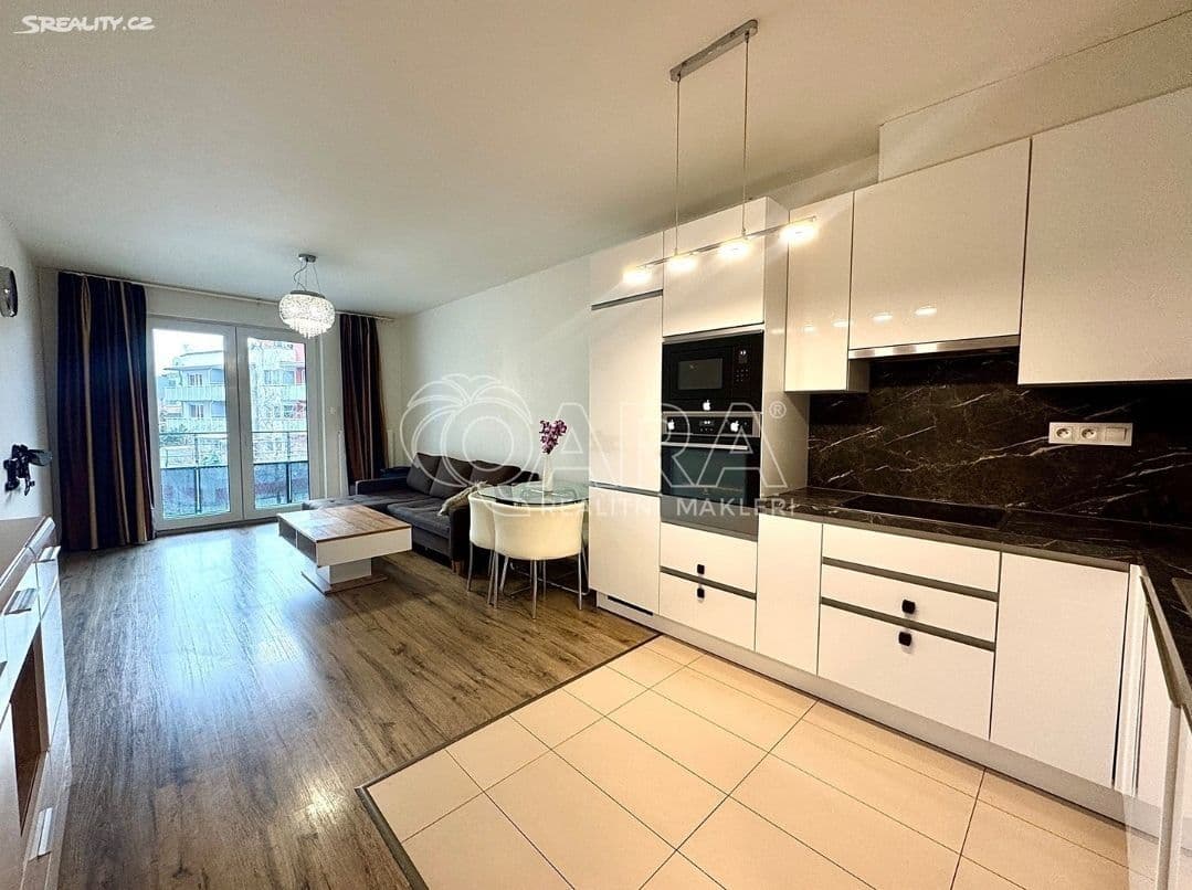2 bedroom with open-plan kitchen flat for sale, 75 m², Škrábkových, Prague, Prague 2 bedroom with open-plan kitchen flat for sale, 75 m², Škrábkových, Prague, Prague