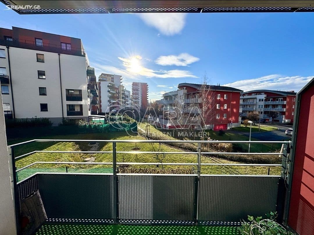 2 bedroom with open-plan kitchen flat for sale, 75 m², Škrábkových, Prague, Prague 2 bedroom with open-plan kitchen flat for sale, 75 m², Škrábkových, Prague, Prague