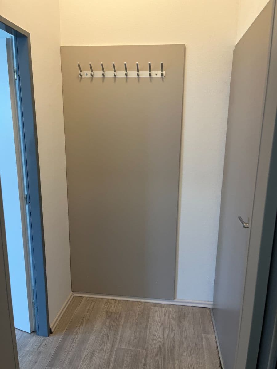 Studio flat to rent, 45 m², V Bytovkách, Prague, Prague Studio flat to rent, 45 m², V Bytovkách, Prague, Prague