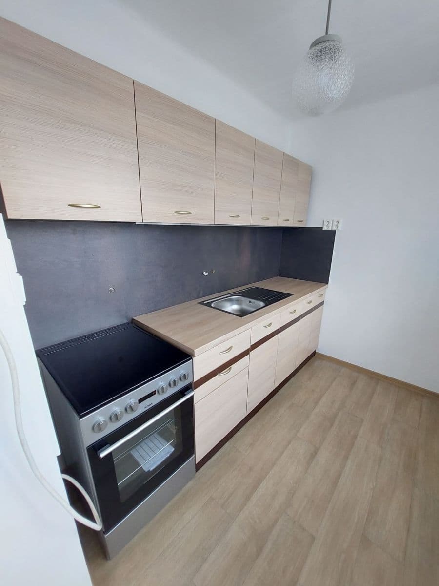 2 bedroom with open-plan kitchen flat to rent, 61 m², Chotěboř, Vysočina Region 2 bedroom with open-plan kitchen flat to rent, 61 m², Chotěboř, Vysočina Region