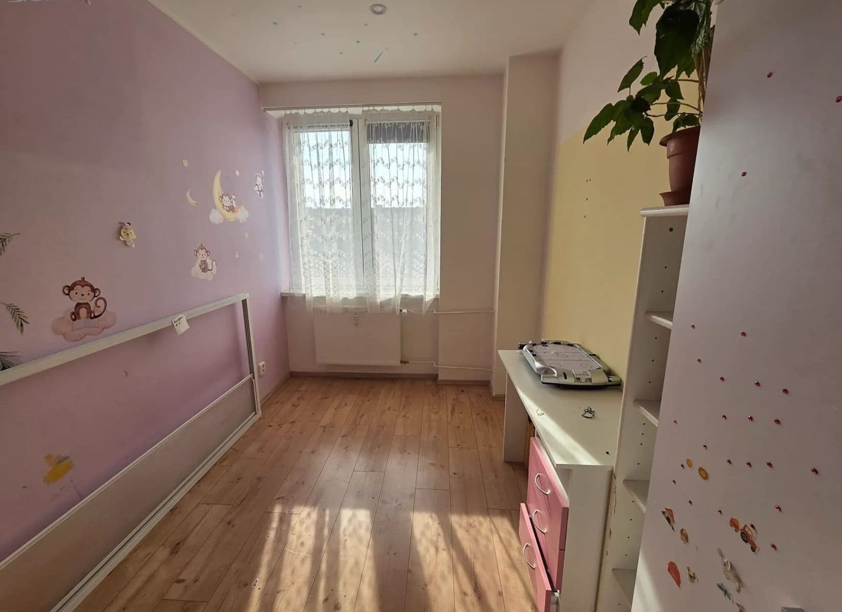 1 bedroom with open-plan kitchen flat to rent, 55 m², Dělnická, Prague, Prague 1 bedroom with open-plan kitchen flat to rent, 55 m², Dělnická, Prague, Prague