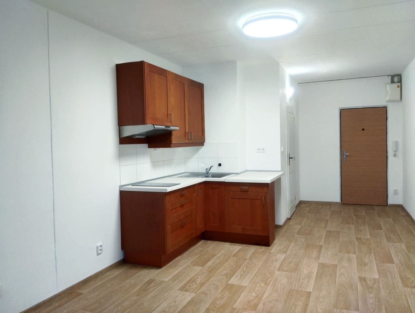 Studio flat to rent, 29 m², Slévárenská, Trutnov, Královéhradecký Region Studio flat to rent, 29 m², Slévárenská, Trutnov, Královéhradecký Region