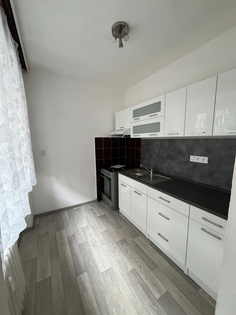 2 bedroom flat to rent, 48 m², Kloboučnická, Prague, Prague 2 bedroom flat to rent, 48 m², Kloboučnická, Prague, Prague