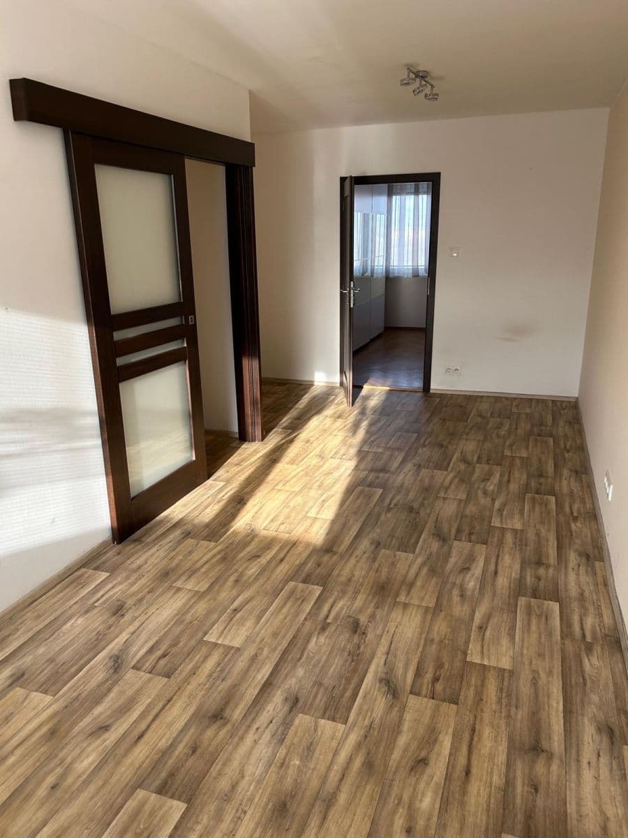 4 bedroom flat to rent, 76 m², Bělčická, Prague, Prague 4 bedroom flat to rent, 76 m², Bělčická, Prague, Prague