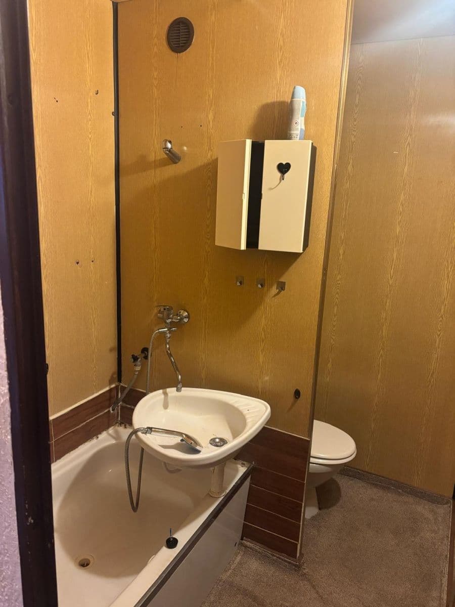 1 bedroom flat to rent, 45 m², Dvořákova, Cheb, Karlovarský Region 1 bedroom flat to rent, 45 m², Dvořákova, Cheb, Karlovarský Region