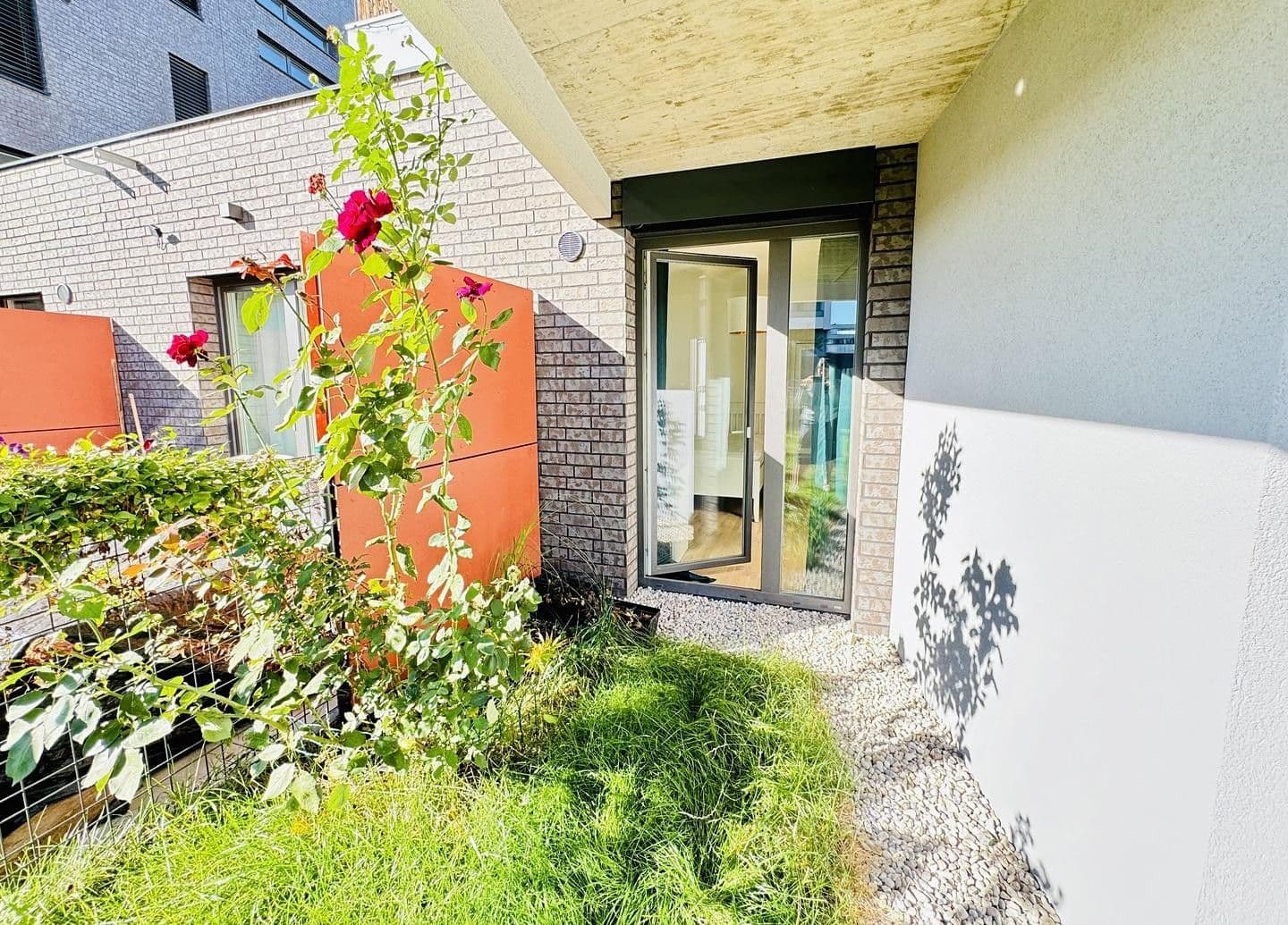 1 bedroom with open-plan kitchen flat to rent, 51 m², Benešova, Prague, Prague 1 bedroom with open-plan kitchen flat to rent, 51 m², Benešova, Prague, Prague