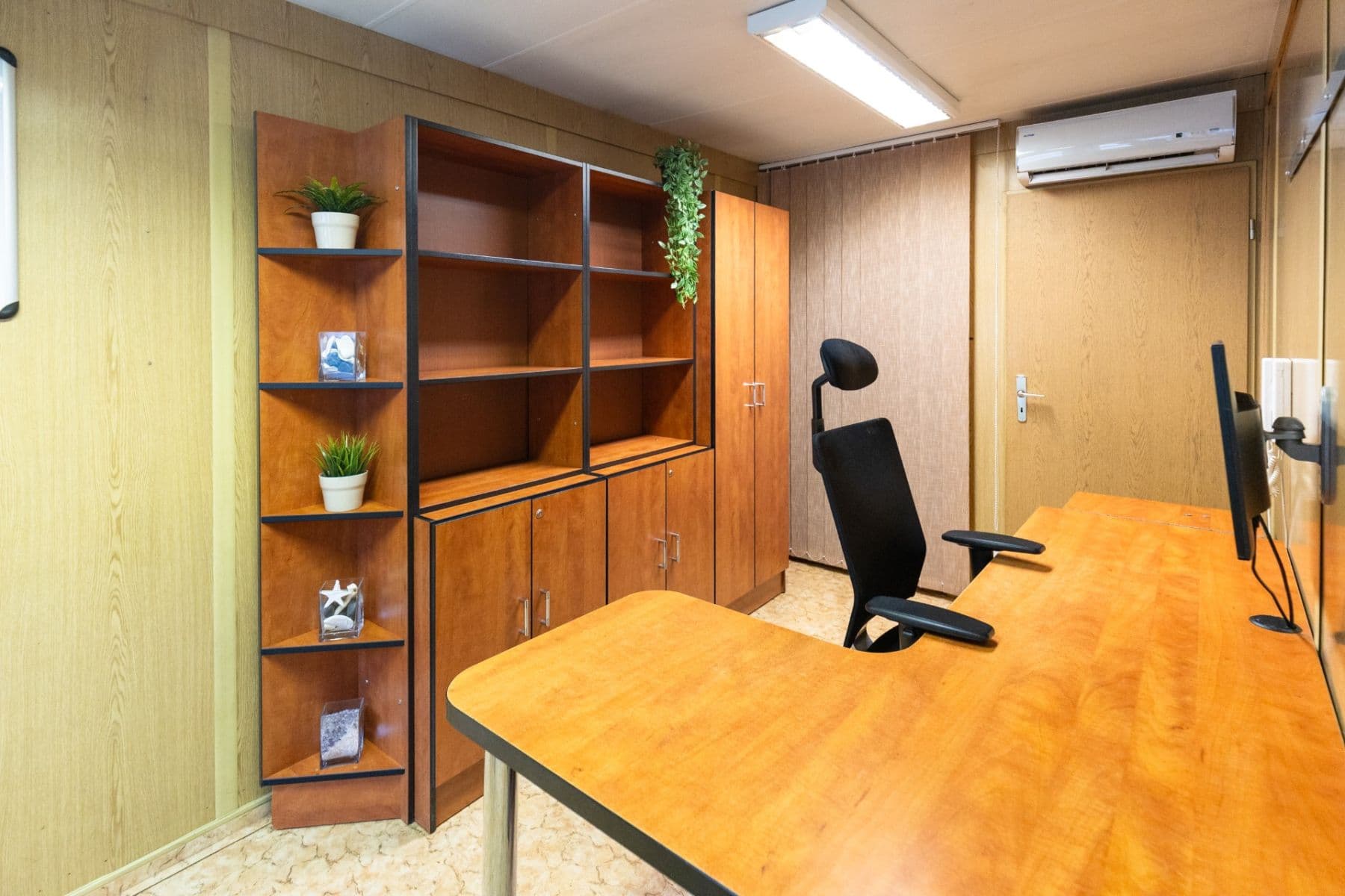 non-residential property to rent, 700 m², Dnešice, Plzeňský Region non-residential property to rent, 700 m², Dnešice, Plzeňský Region