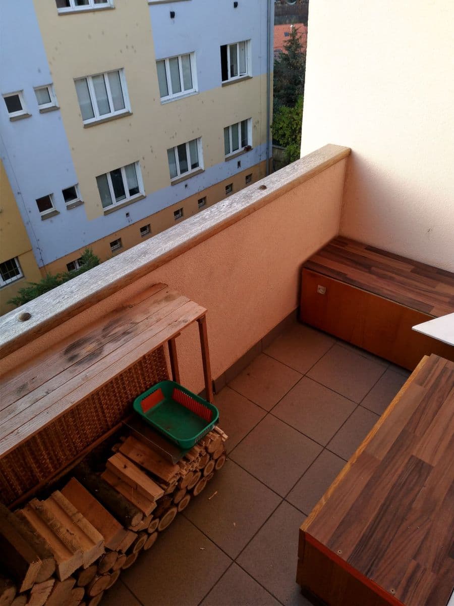 1 bedroom with open-plan kitchen flat to rent, 59 m², třída T. G. Masaryka, Roudnice nad Labem, Ústecký Region 1 bedroom with open-plan kitchen flat to rent, 59 m², třída T. G. Masaryka, Roudnice nad Labem, Ústecký Region