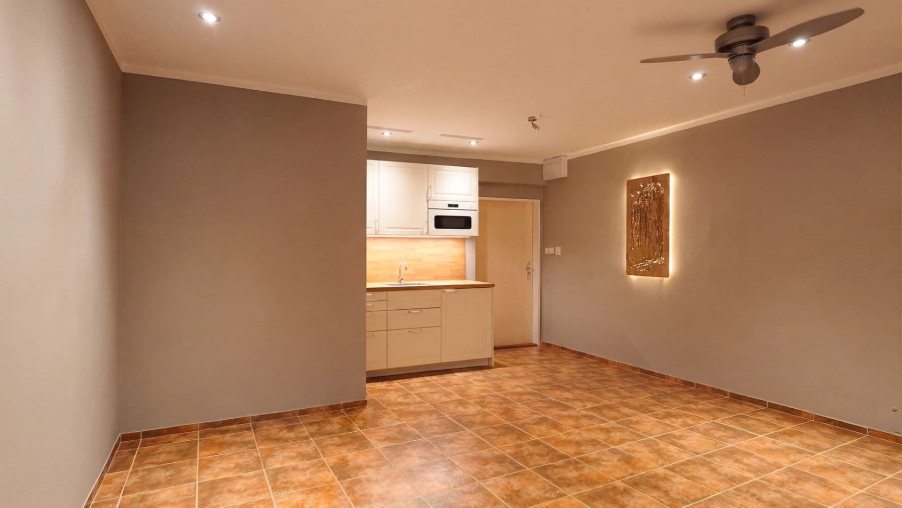 Studio flat for sale, 22 m², Felklova, Roztoky, Středočeský Region Studio flat for sale, 22 m², Felklova, Roztoky, Středočeský Region