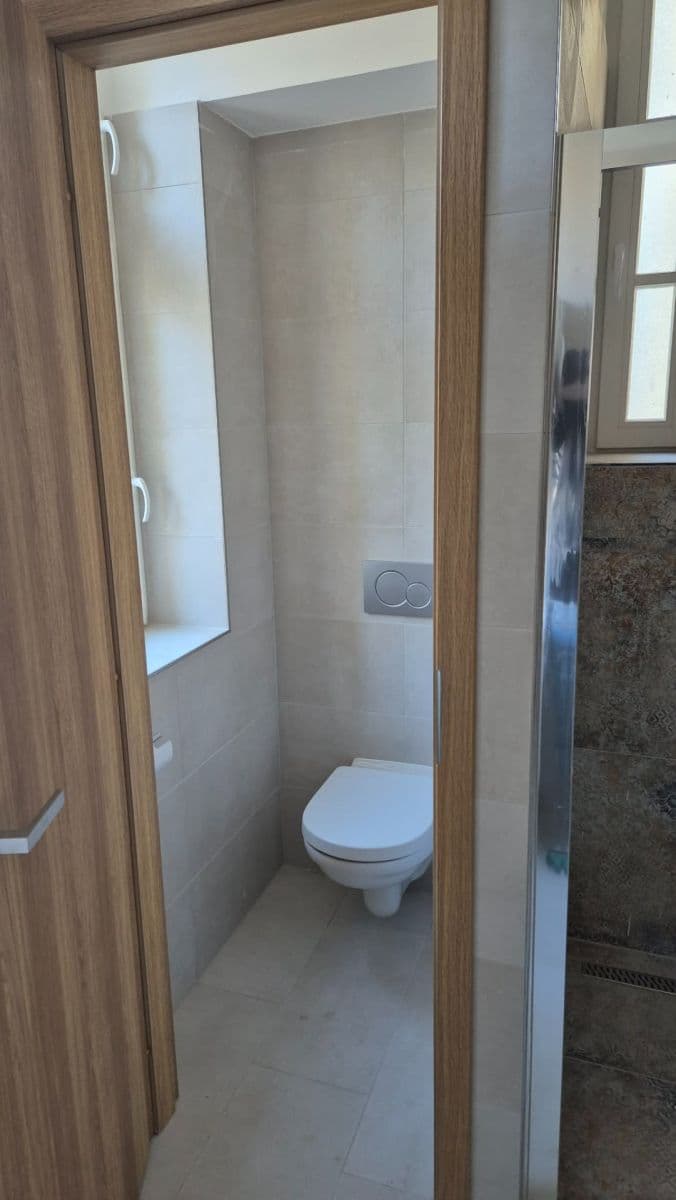 Studio flat to rent, 27 m², Bělehradská, Prague, Prague Studio flat to rent, 27 m², Bělehradská, Prague, Prague