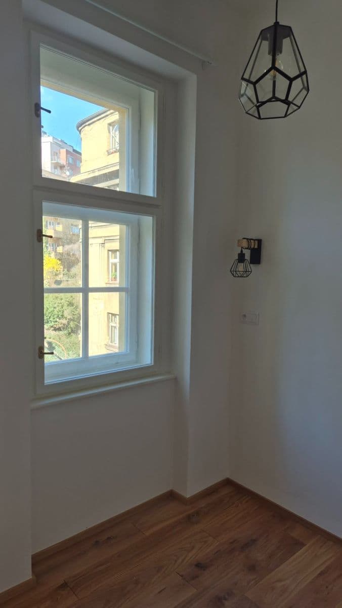 Studio flat to rent, 27 m², Bělehradská, Prague, Prague Studio flat to rent, 27 m², Bělehradská, Prague, Prague