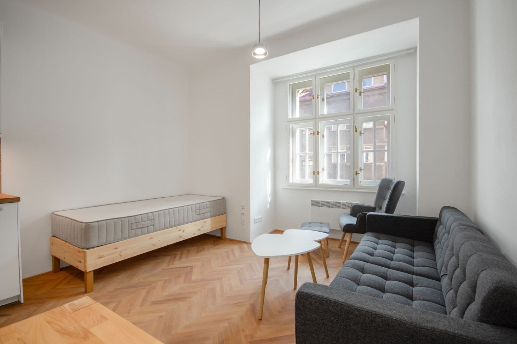 Studio flat to rent, 27 m², Bělehradská, Prague, Prague Studio flat to rent, 27 m², Bělehradská, Prague, Prague