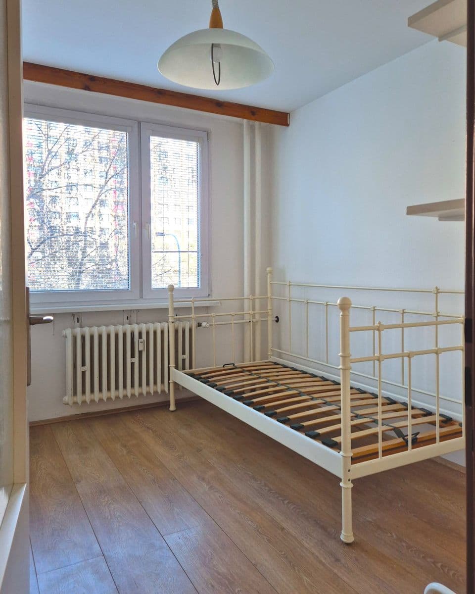 3 bedroom flat to rent, 68 m², Šiškova, Prague, Prague 3 bedroom flat to rent, 68 m², Šiškova, Prague, Prague