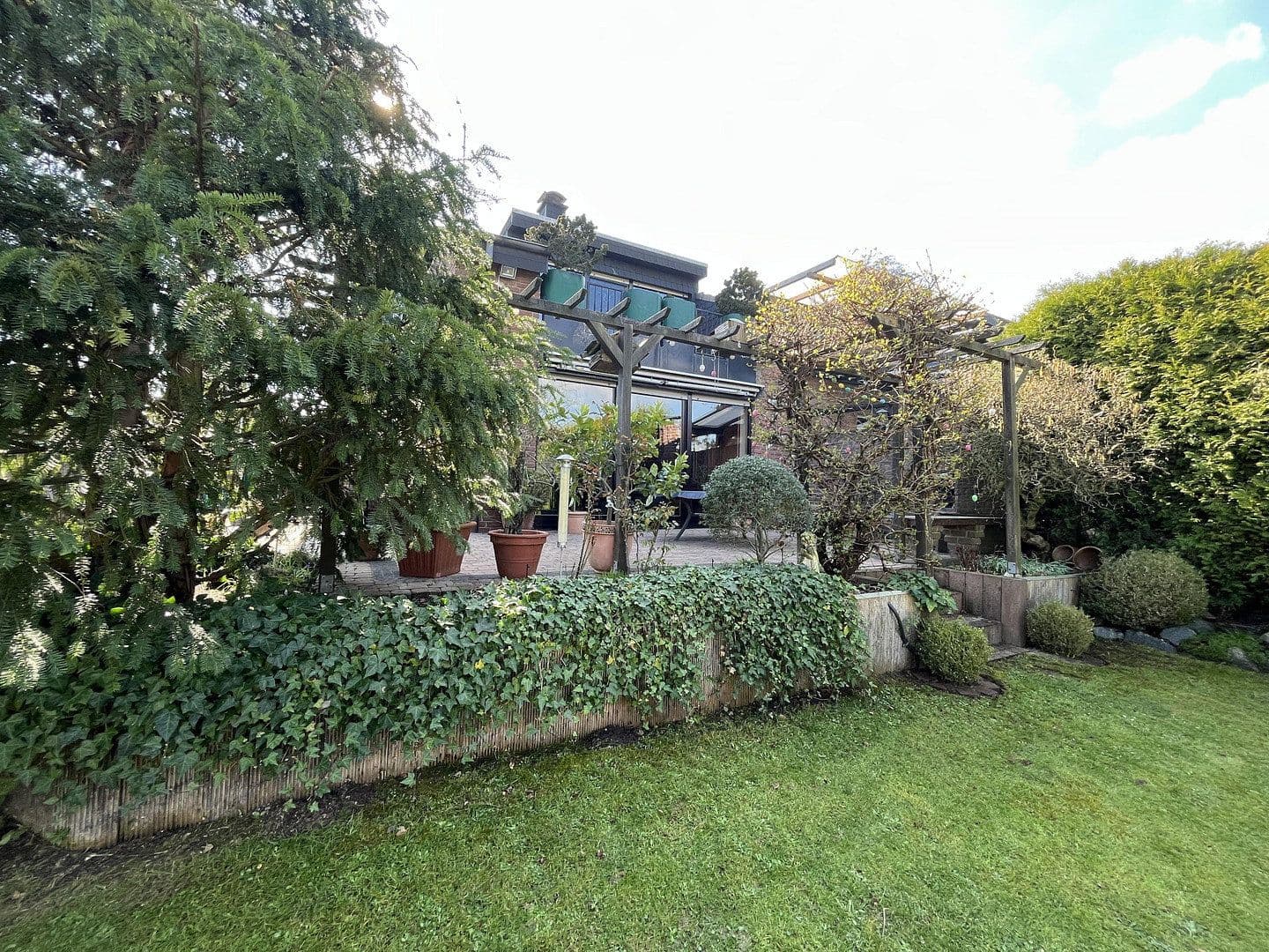 house for sale, 167 m², Duisburg, North Rhine-Westphalia house for sale, 167 m², Duisburg, North Rhine-Westphalia