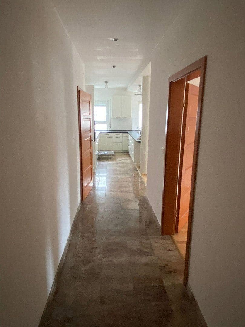 4 bedroom flat for sale, 110 m², Holzelfingerstraße 13, Lichtenstein, Baden-Württemberg 4 bedroom flat for sale, 110 m², Holzelfingerstraße 13, Lichtenstein, Baden-Württemberg