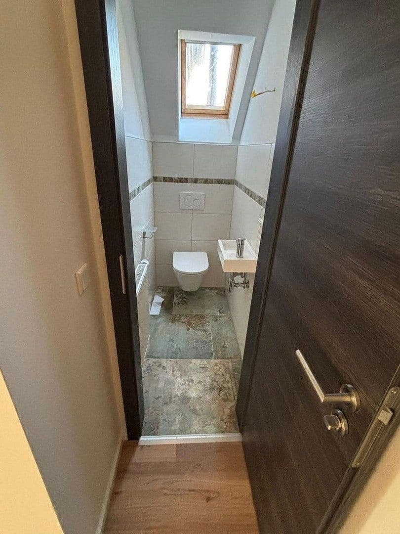 3 bedroom flat to rent, 77 m², Wiesbaden, Hesse 3 bedroom flat to rent, 77 m², Wiesbaden, Hesse