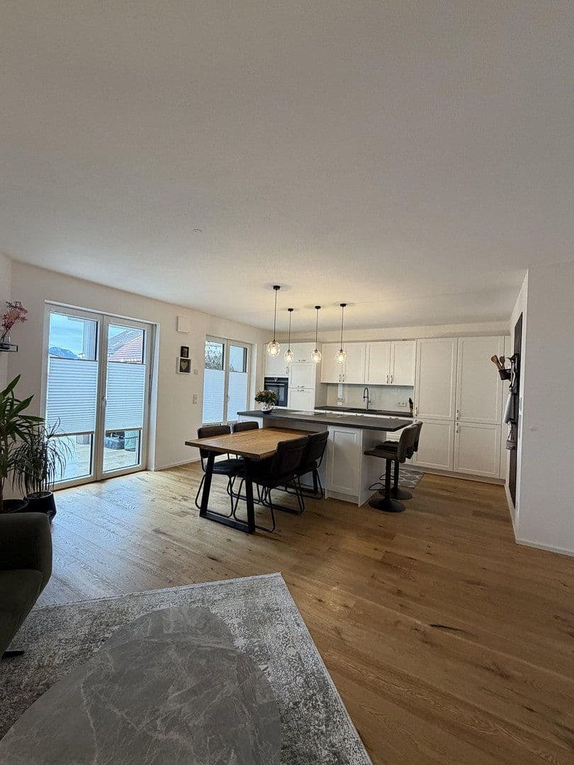 3 bedroom flat for sale, 97 m², Rosenheim, Bavaria 3 bedroom flat for sale, 97 m², Rosenheim, Bavaria