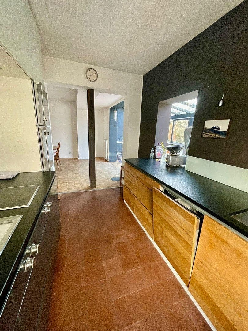 house for sale, 199 m², Luxemburger Str. 308, Hürth, North Rhine-Westphalia house for sale, 199 m², Luxemburger Str. 308, Hürth, North Rhine-Westphalia