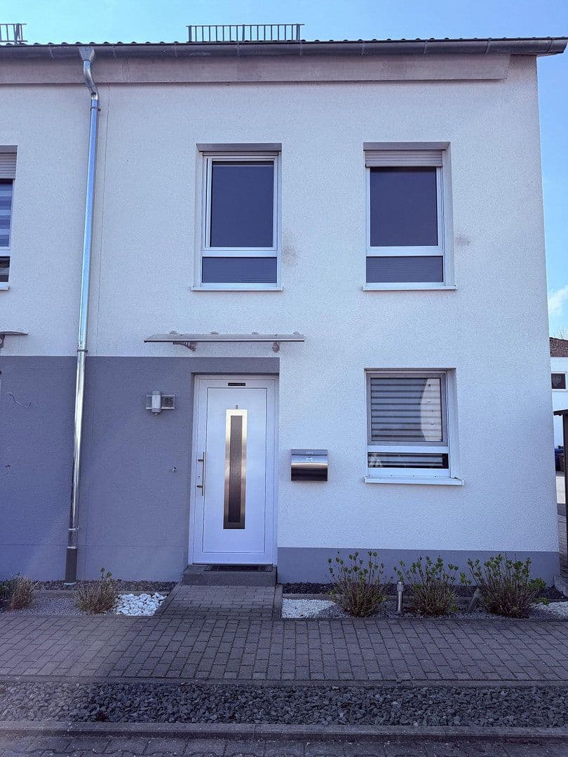 house for sale, 142 m², Alleestraße 85, Flörsheim, Hesse house for sale, 142 m², Alleestraße 85, Flörsheim, Hesse