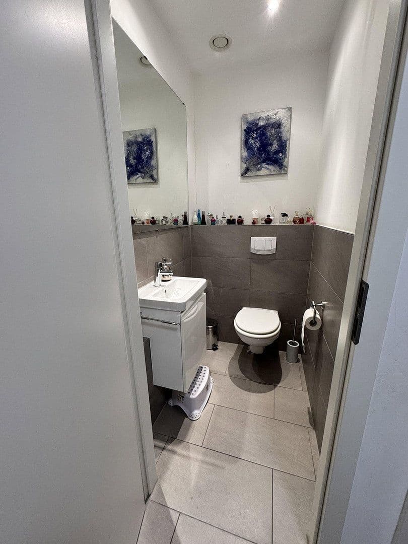 house for sale, 142 m², Alleestraße 85, Flörsheim, Hesse house for sale, 142 m², Alleestraße 85, Flörsheim, Hesse