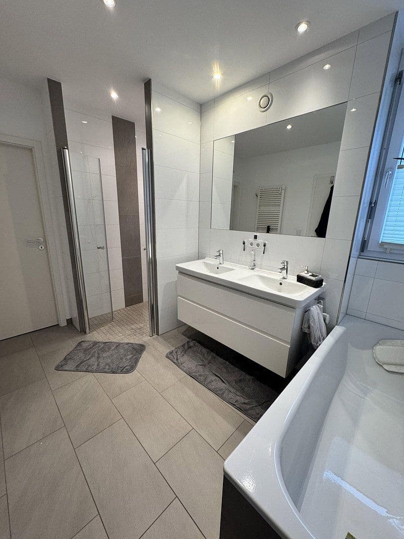 house for sale, 142 m², Alleestraße 85, Flörsheim, Hesse house for sale, 142 m², Alleestraße 85, Flörsheim, Hesse