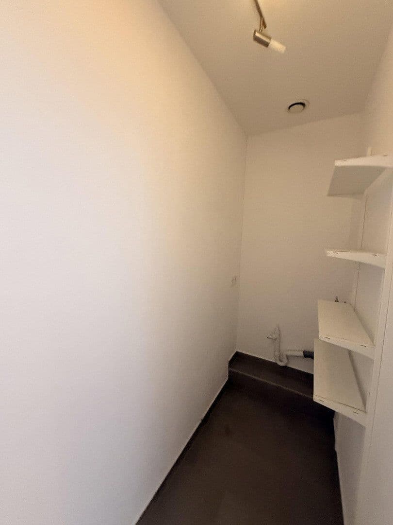 house for sale, 142 m², Alleestraße 85, Flörsheim, Hesse house for sale, 142 m², Alleestraße 85, Flörsheim, Hesse