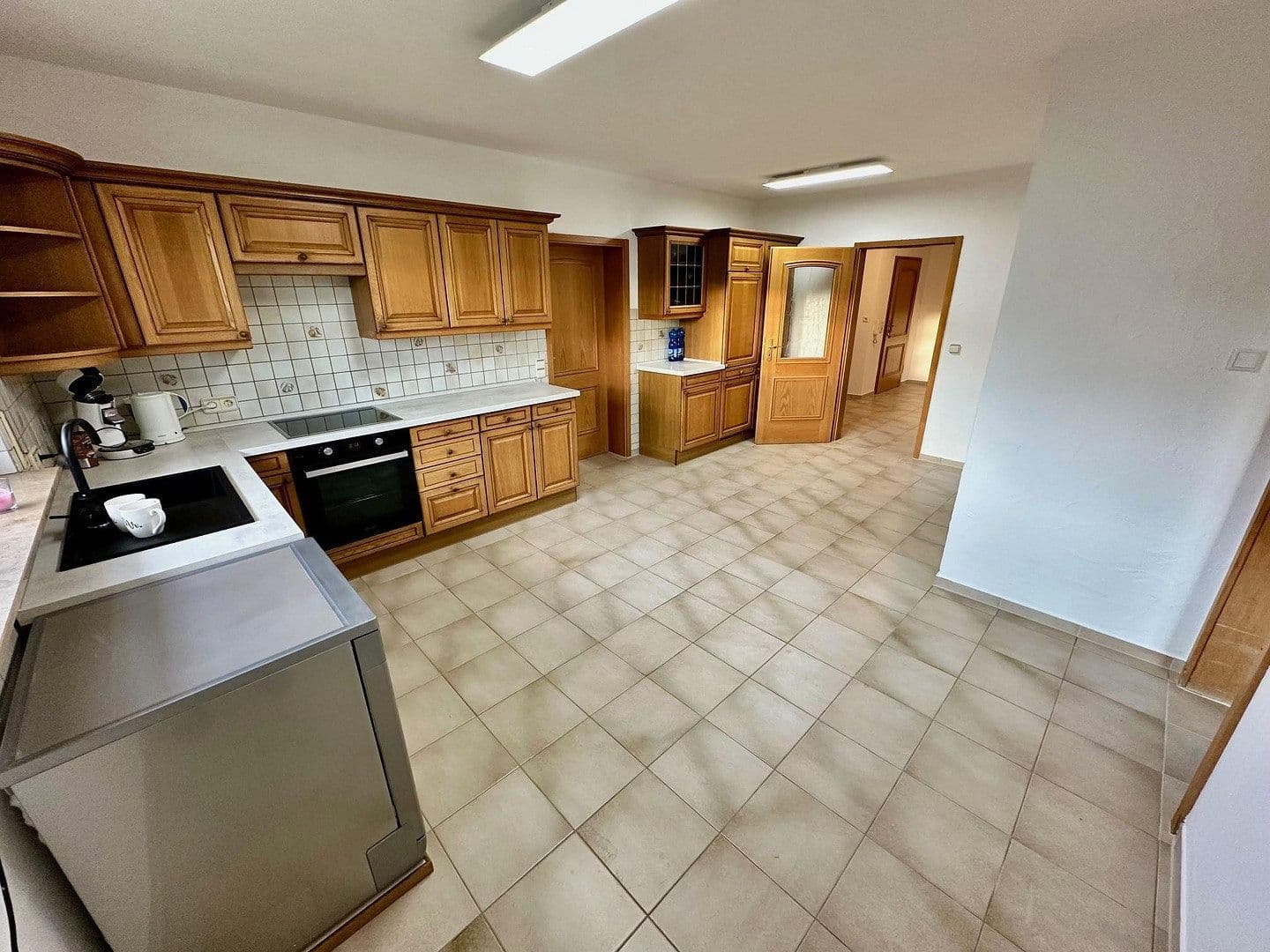 2 bedroom with open-plan kitchen flat to rent, 150 m², Aichtal, Baden-Württemberg 2 bedroom with open-plan kitchen flat to rent, 150 m², Aichtal, Baden-Württemberg