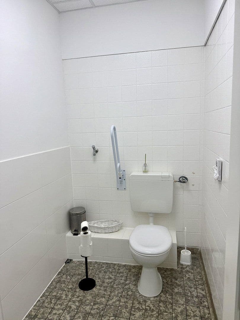 office to rent, 500 m², Sophienblatt 82-86, Kiel, Schleswig-Holstein office to rent, 500 m², Sophienblatt 82-86, Kiel, Schleswig-Holstein