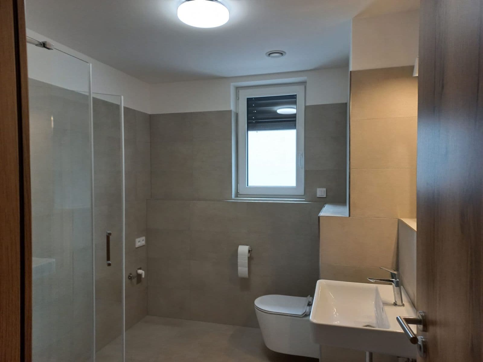 Studio flat to rent, 32 m², Randova, Dobřichovice, Středočeský Region Studio flat to rent, 32 m², Randova, Dobřichovice, Středočeský Region