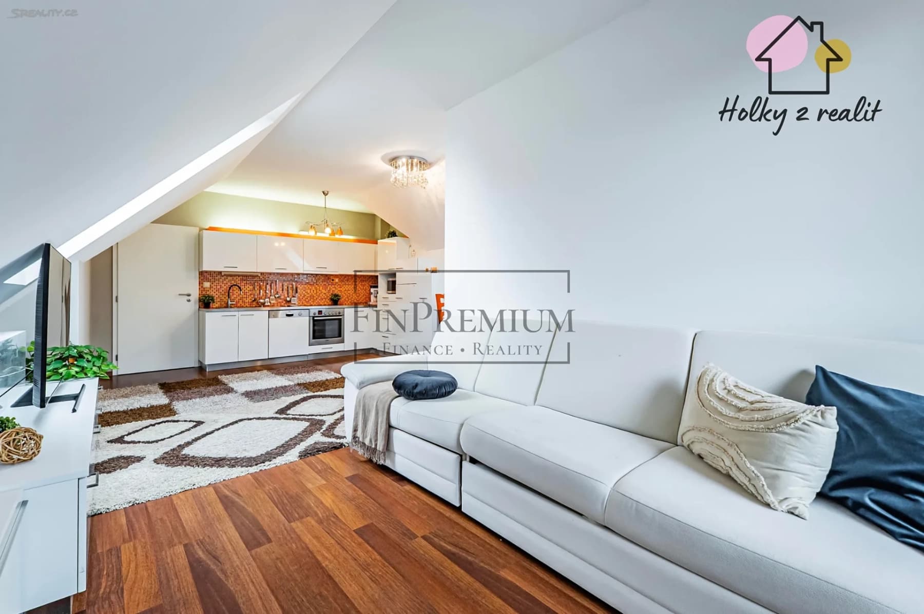 3 bedroom with open-plan kitchen flat for sale, 108 m², Lomená, Jesenice, Středočeský Region 3 bedroom with open-plan kitchen flat for sale, 108 m², Lomená, Jesenice, Středočeský Region