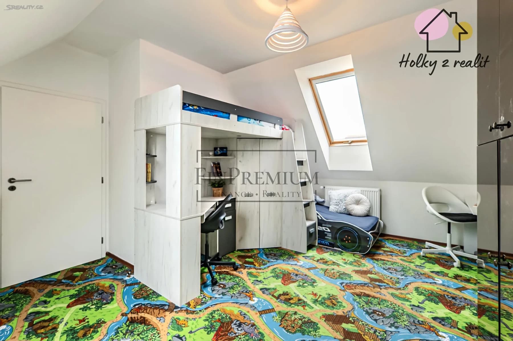 3 bedroom with open-plan kitchen flat for sale, 108 m², Lomená, Jesenice, Středočeský Region 3 bedroom with open-plan kitchen flat for sale, 108 m², Lomená, Jesenice, Středočeský Region