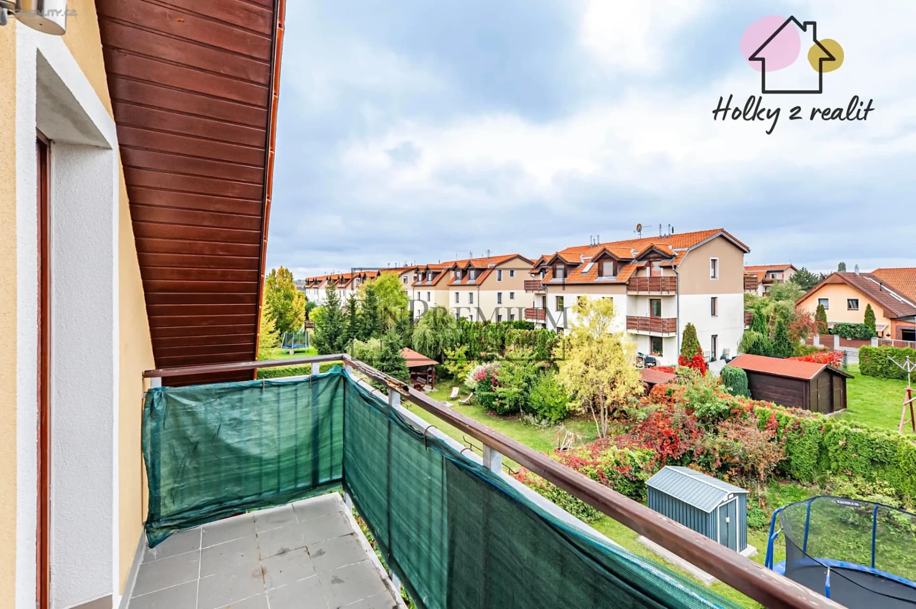 3 bedroom with open-plan kitchen flat for sale, 108 m², Lomená, Jesenice, Středočeský Region 3 bedroom with open-plan kitchen flat for sale, 108 m², Lomená, Jesenice, Středočeský Region