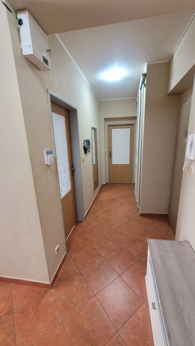 3 bedroom with open-plan kitchen flat for sale, 80 m², Sportovní, Ivančice, Jihomoravský Region 3 bedroom with open-plan kitchen flat for sale, 80 m², Sportovní, Ivančice, Jihomoravský Region