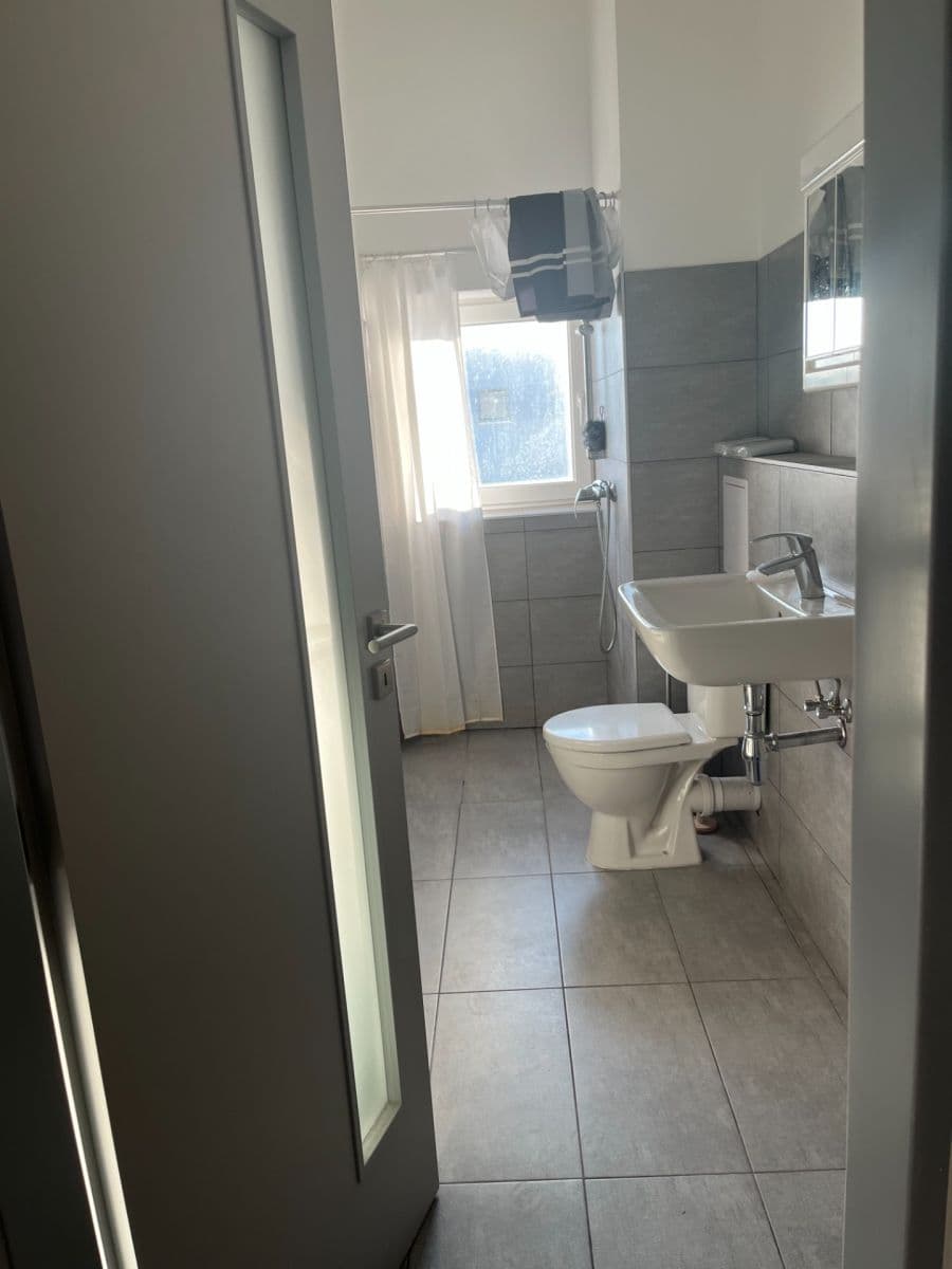 Studio flat to rent, 45 m², U Uhříněveské obory, Prague, Prague Studio flat to rent, 45 m², U Uhříněveské obory, Prague, Prague