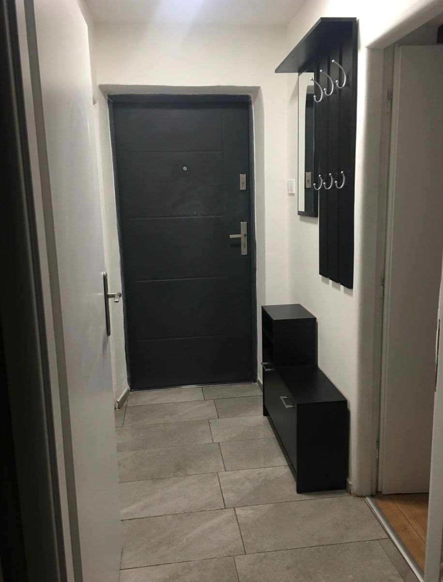 house to rent, 130 m², Chocerady, Středočeský Region house to rent, 130 m², Chocerady, Středočeský Region