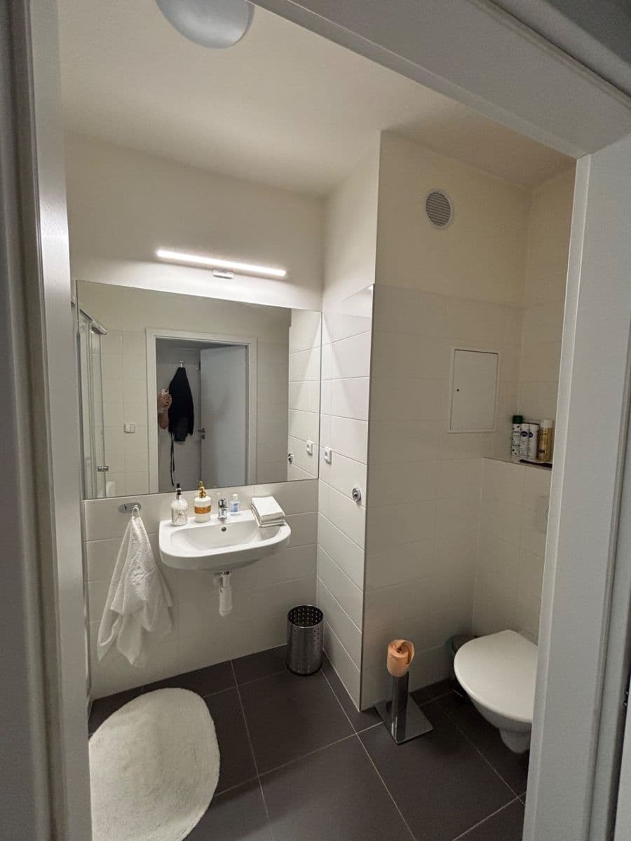 non-residential property to rent, 25 m², Peroutkova, Prague, Prague non-residential property to rent, 25 m², Peroutkova, Prague, Prague