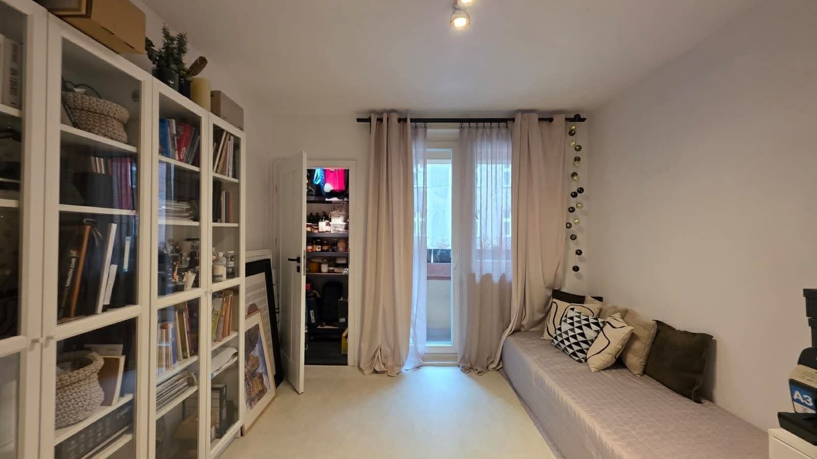 2 bedroom with open-plan kitchen flat to rent, 69 m², Schnirchova, Prague, Prague 2 bedroom with open-plan kitchen flat to rent, 69 m², Schnirchova, Prague, Prague