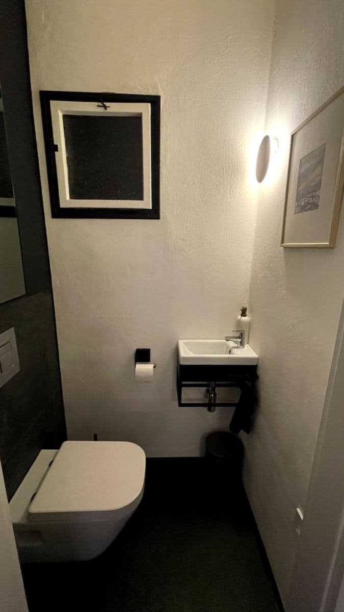 2 bedroom with open-plan kitchen flat to rent, 69 m², Schnirchova, Prague, Prague 2 bedroom with open-plan kitchen flat to rent, 69 m², Schnirchova, Prague, Prague