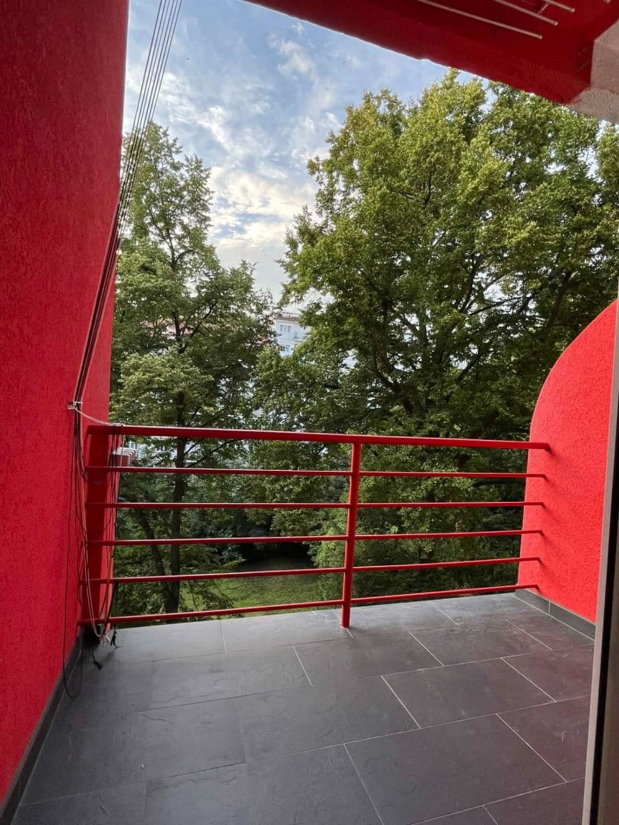 2 bedroom flat to rent, 59 m², Jeseniova, Prague, Prague 2 bedroom flat to rent, 59 m², Jeseniova, Prague, Prague