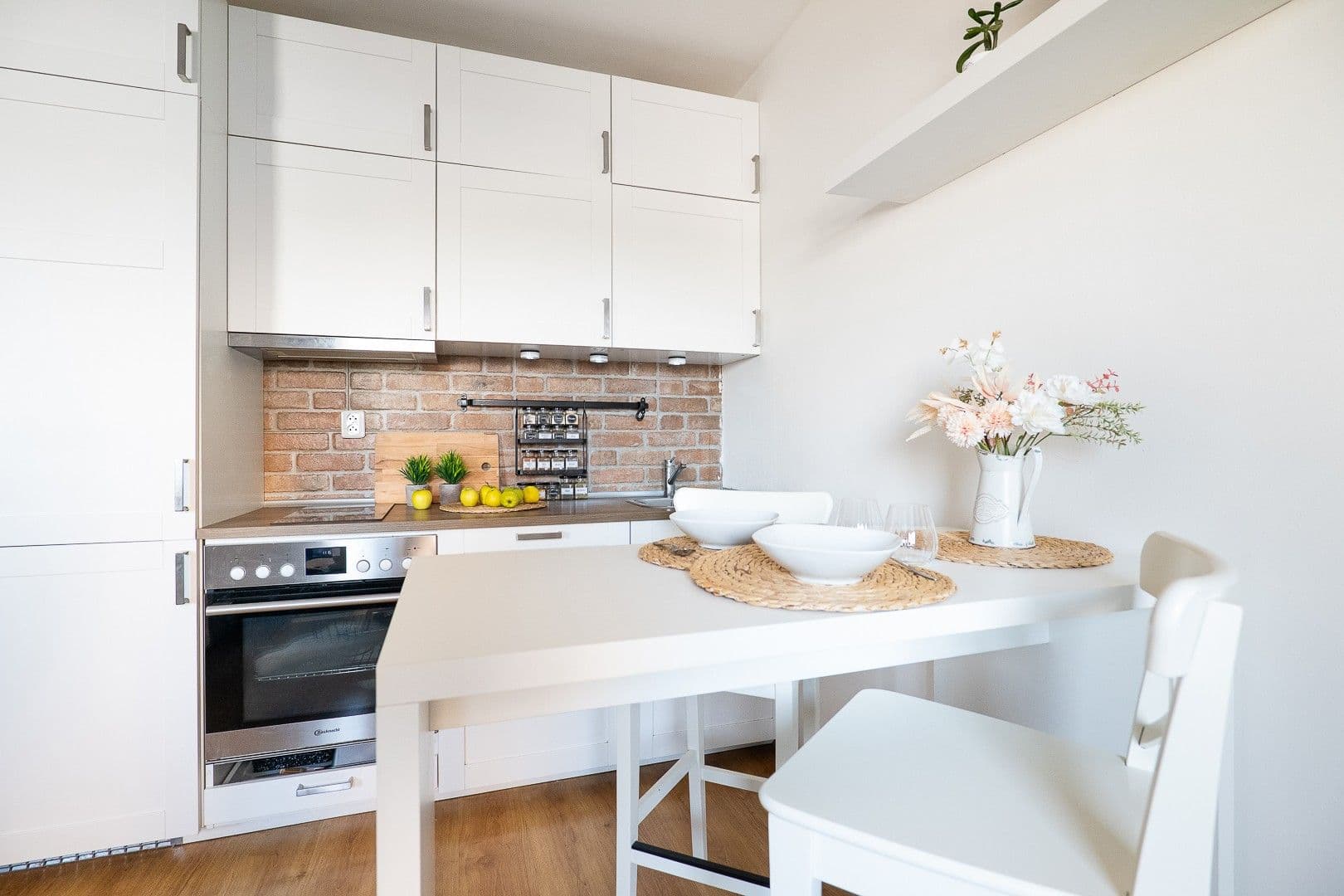 Studio flat for sale, 37 m², Roztocká, Úholičky, Středočeský Region Studio flat for sale, 37 m², Roztocká, Úholičky, Středočeský Region