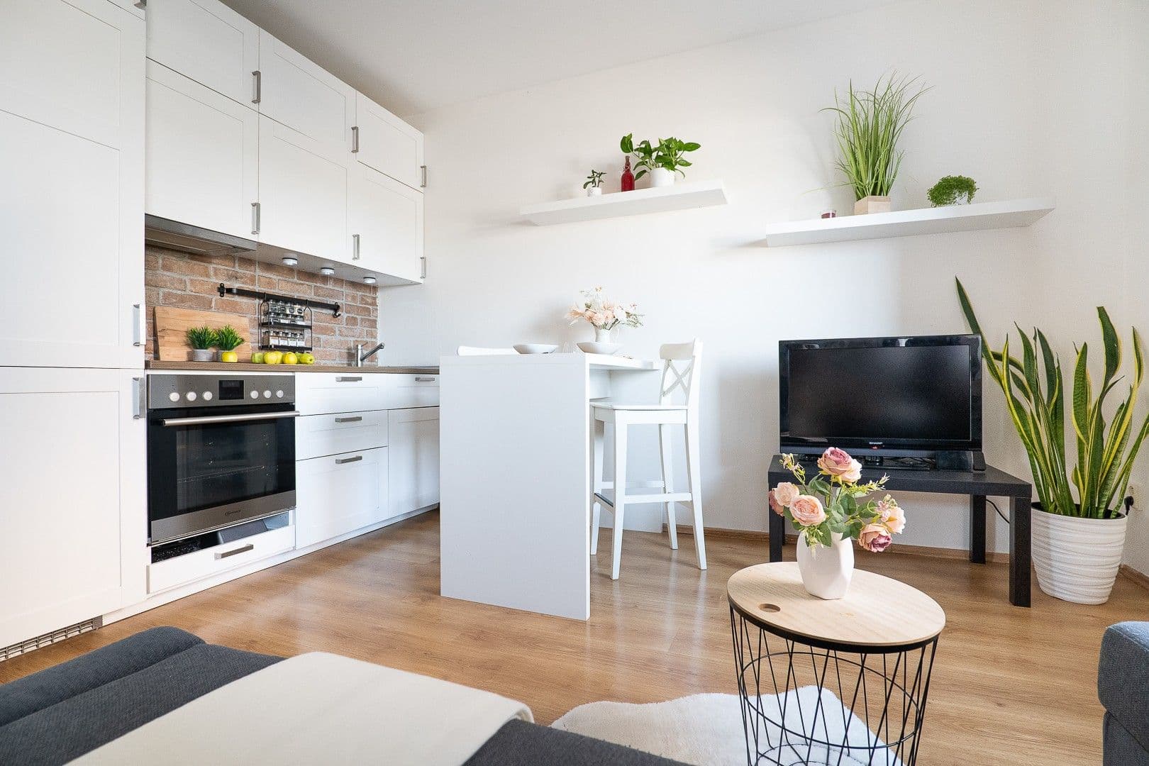 Studio flat for sale, 37 m², Roztocká, Úholičky, Středočeský Region Studio flat for sale, 37 m², Roztocká, Úholičky, Středočeský Region