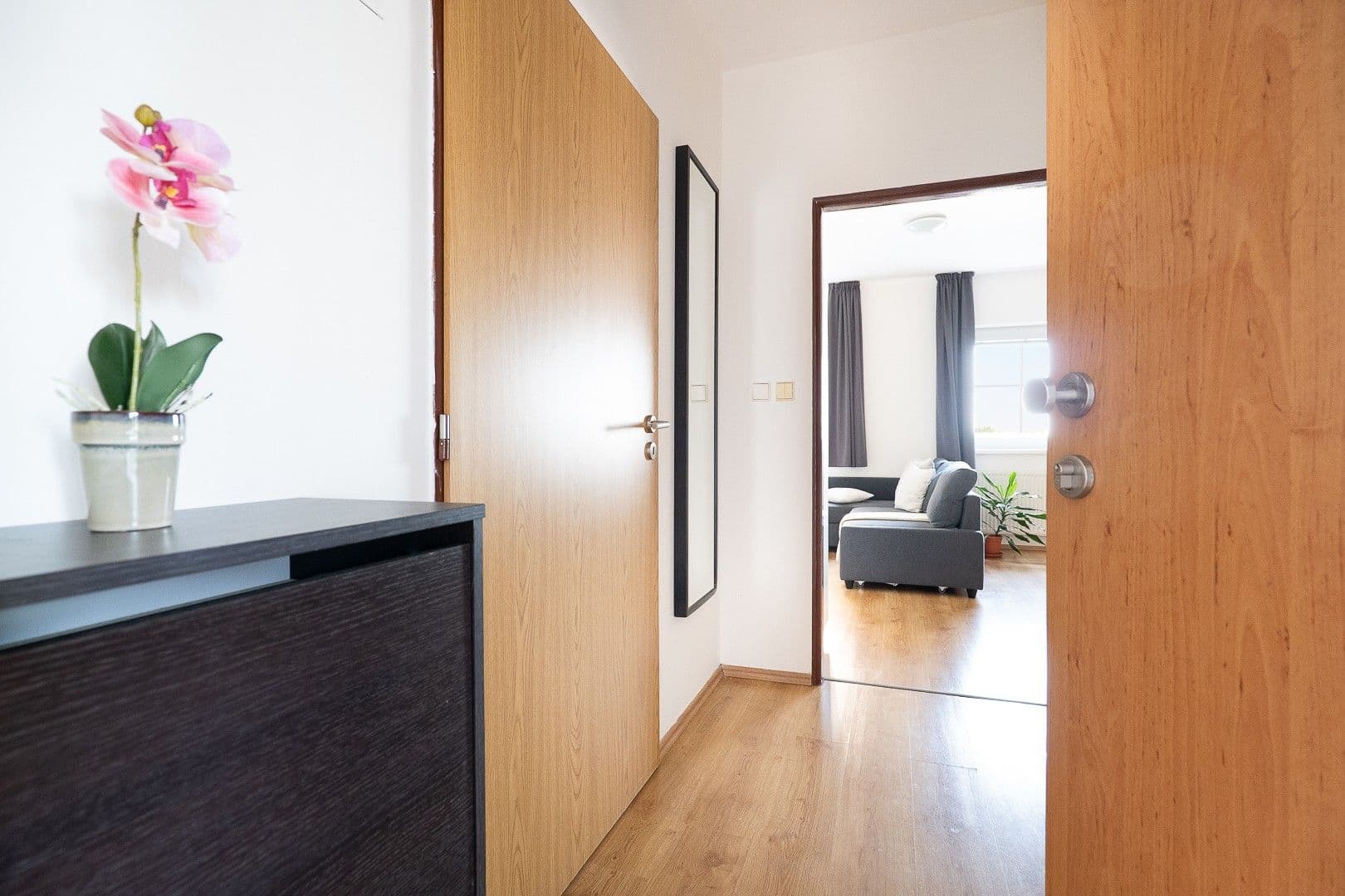 Studio flat for sale, 37 m², Roztocká, Úholičky, Středočeský Region Studio flat for sale, 37 m², Roztocká, Úholičky, Středočeský Region