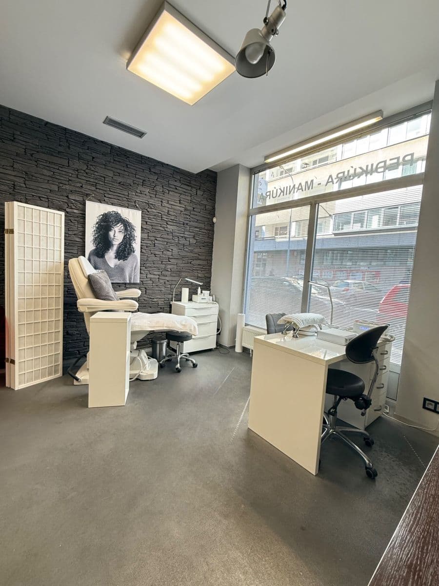 non-residential property to rent, 25 m², Tusarova, Prague, Prague non-residential property to rent, 25 m², Tusarova, Prague, Prague