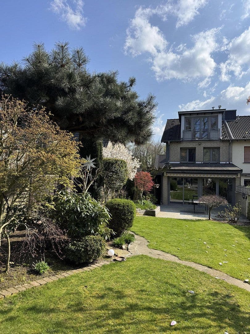 house for sale, 149 m², Mülheim an der Ruhr, North Rhine-Westphalia house for sale, 149 m², Mülheim an der Ruhr, North Rhine-Westphalia