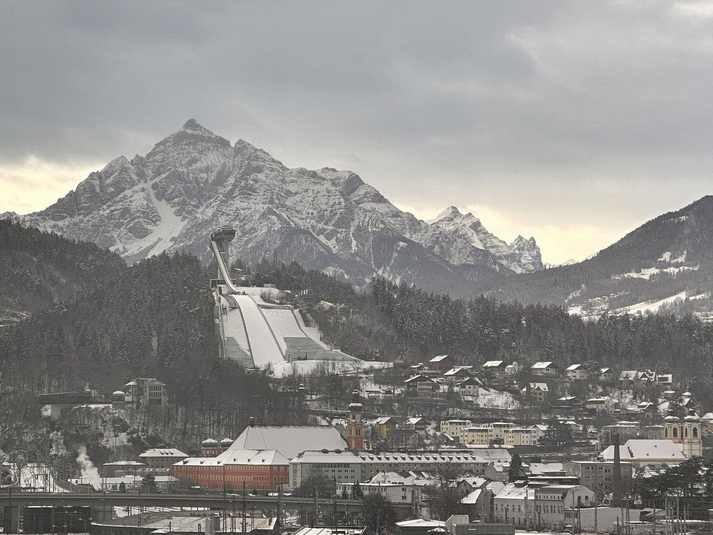 4 bedroom flat to rent, 83 m², Amraser Str. 4, Innsbruck, Tyrol 4 bedroom flat to rent, 83 m², Amraser Str. 4, Innsbruck, Tyrol