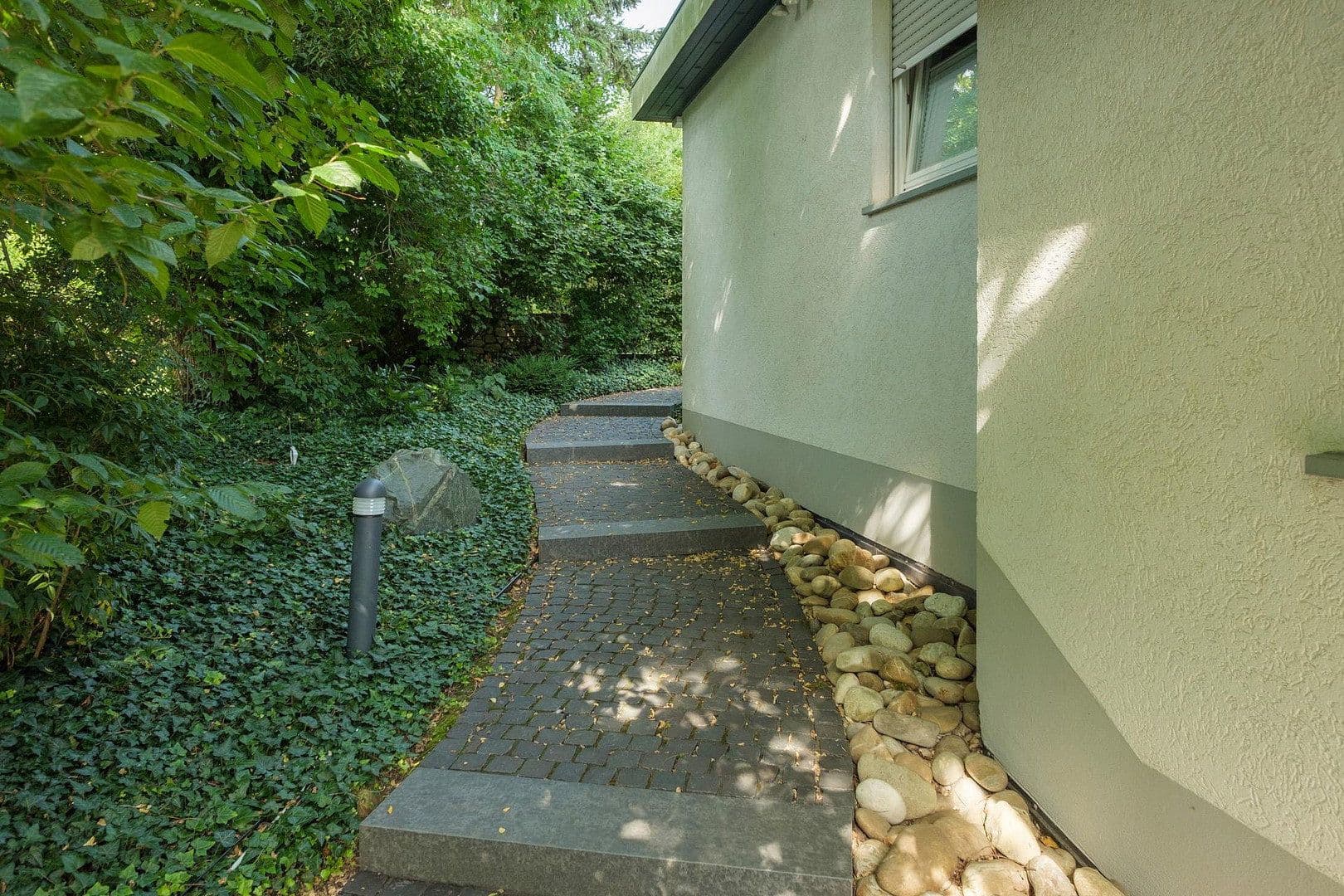 house for sale, 228 m², Ingelheim am Rhein, Rhineland-Palatinate house for sale, 228 m², Ingelheim am Rhein, Rhineland-Palatinate