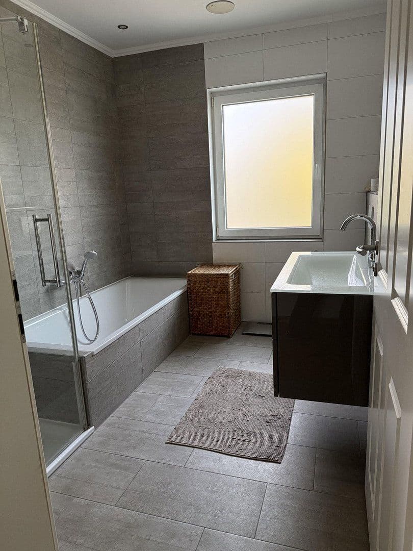 house for sale, 128 m², Roßfelde 12, Zetel, Lower Saxony house for sale, 128 m², Roßfelde 12, Zetel, Lower Saxony