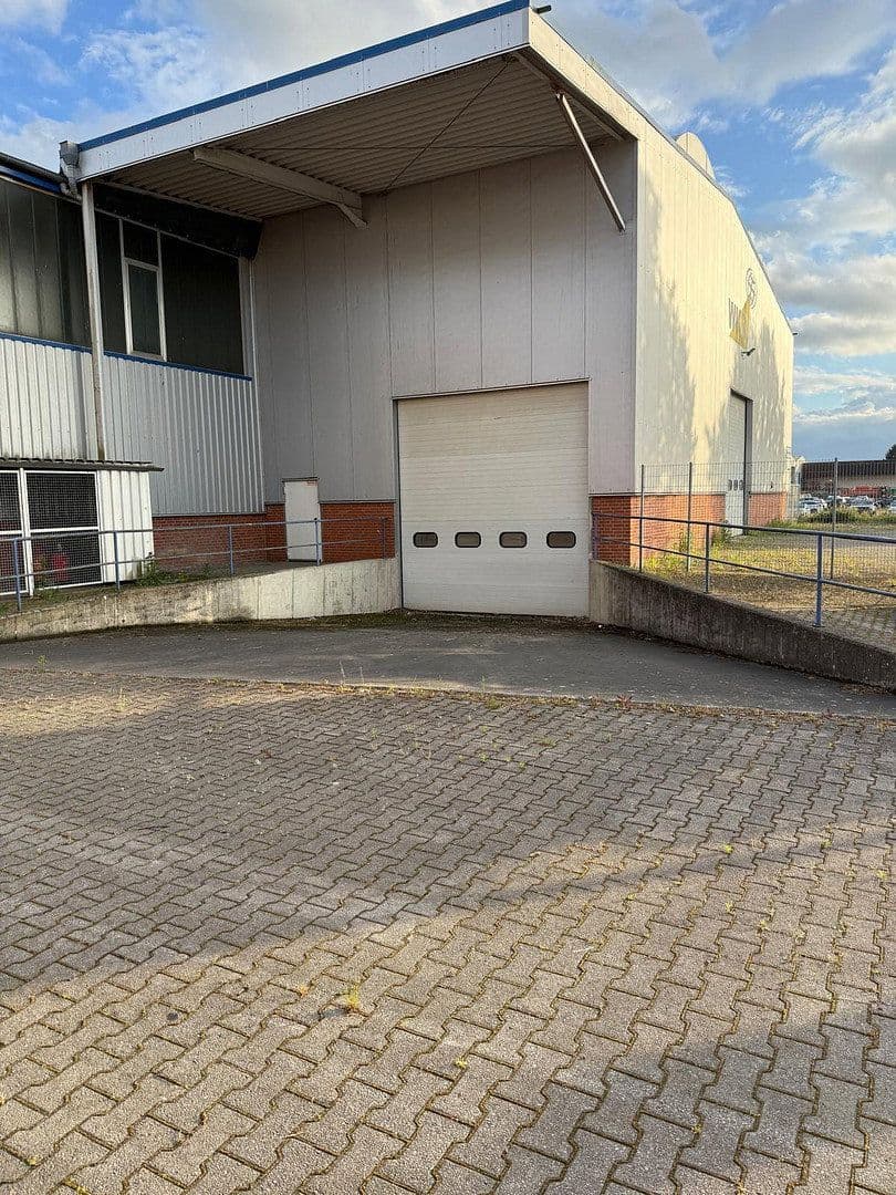 non-residential property to rent, 1,833 m², Daimlerstraße 5-8, Hörstel, North Rhine-Westphalia non-residential property to rent, 1,833 m², Daimlerstraße 5-8, Hörstel, North Rhine-Westphalia