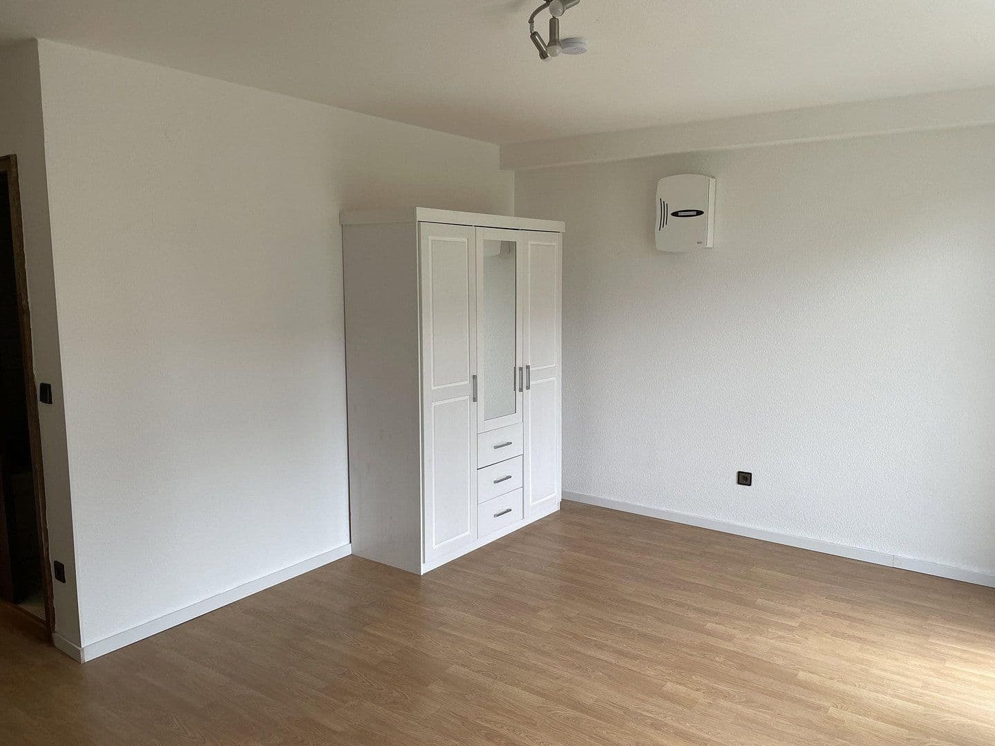 1 bedroom flat to rent, 27 m², Rudolf-Diesel-Strasse 12, Hösbach, Bavaria 1 bedroom flat to rent, 27 m², Rudolf-Diesel-Strasse 12, Hösbach, Bavaria