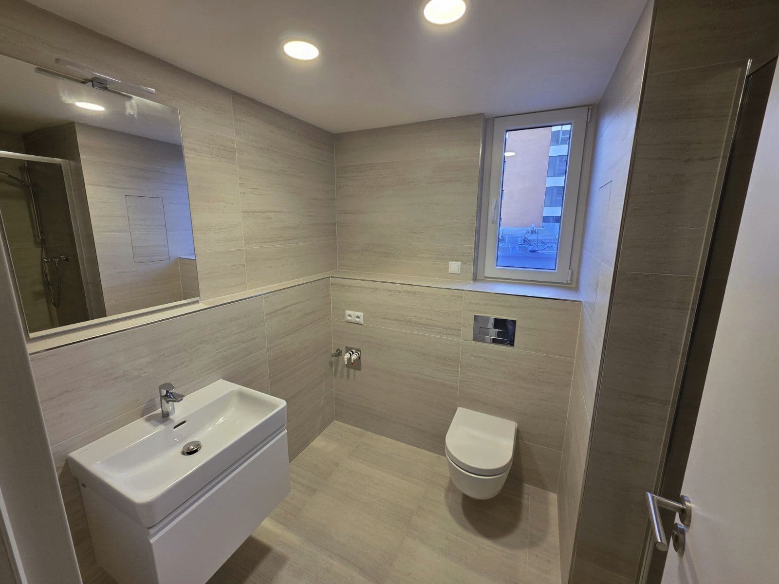 Studio flat to rent, 32 m², Poděbradská, Prague, Prague Studio flat to rent, 32 m², Poděbradská, Prague, Prague